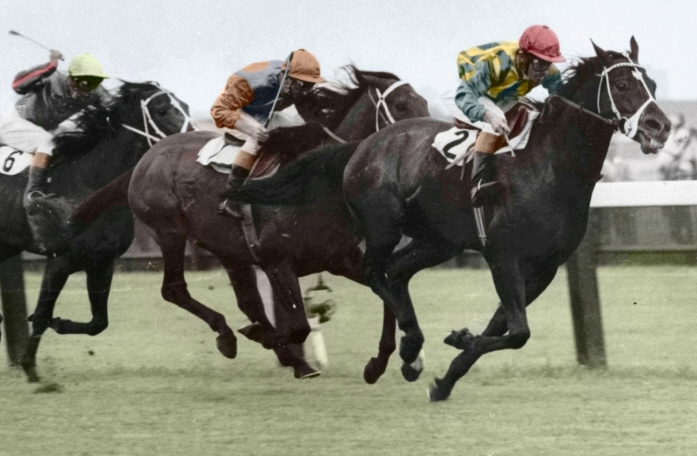 Tiger Moore wins McKinnon Stakes
